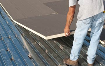 benefits of insulating Snitter flat roofing